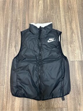 Nike Black and White Reversible Puffer Vest
